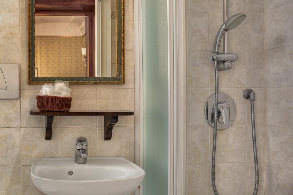 Hotel Galleria Βενετία Εξωτερικό φωτογραφία